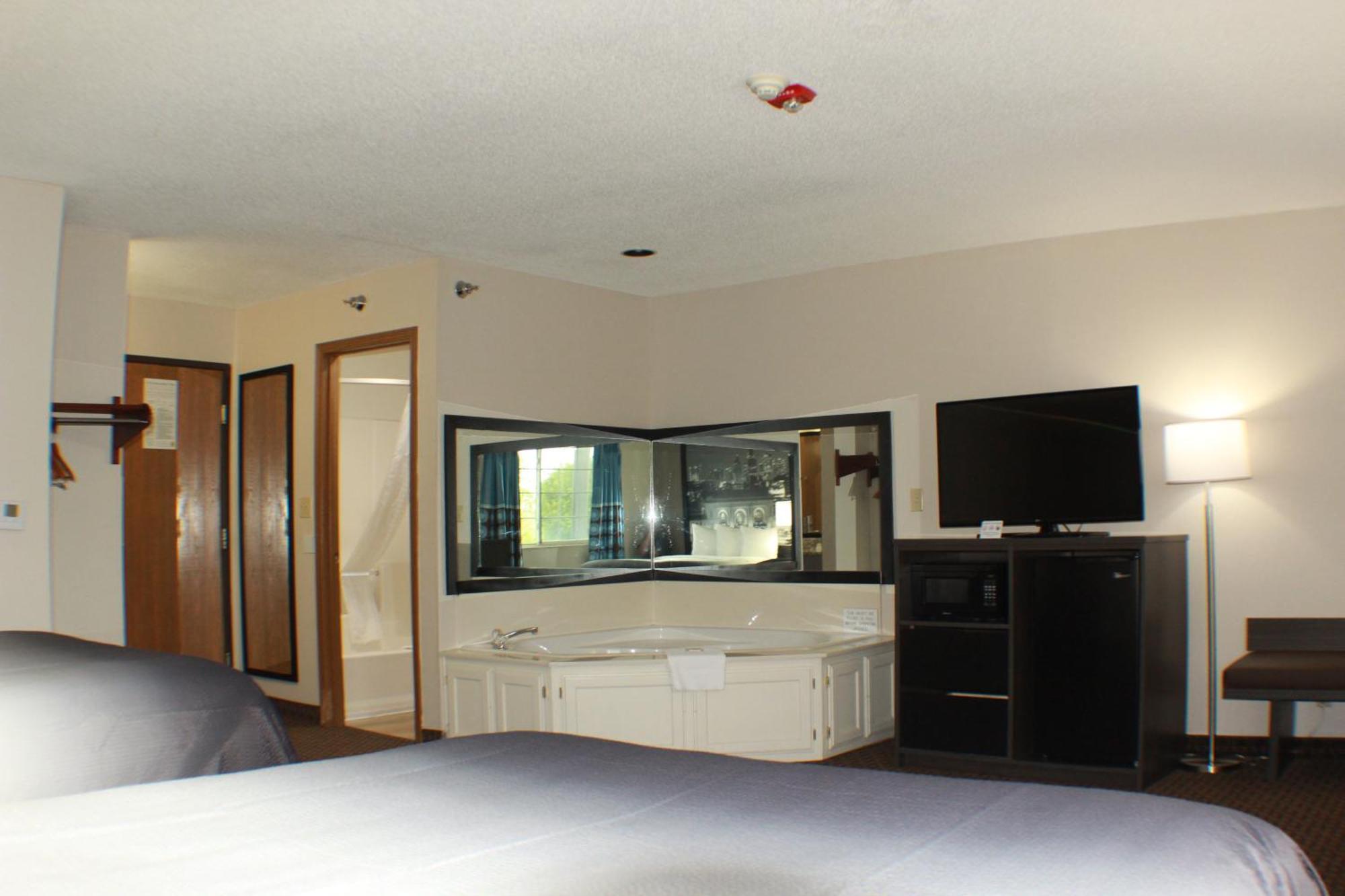 Hotel Super 8 By Wyndham Gardner Exterior foto